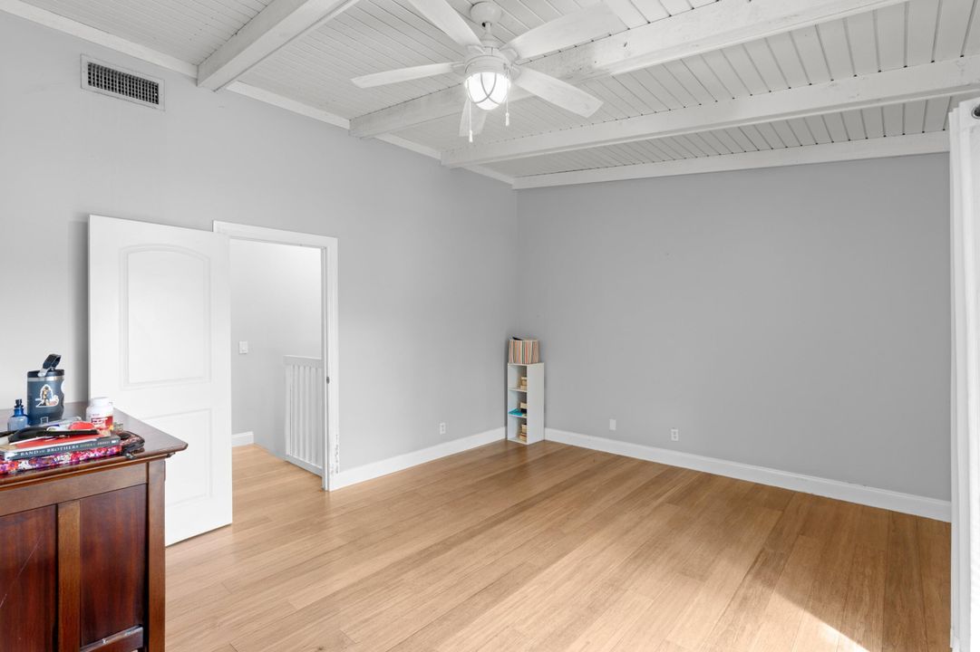 Active With Contract: $350,000 (3 beds, 2 baths, 1318 Square Feet)