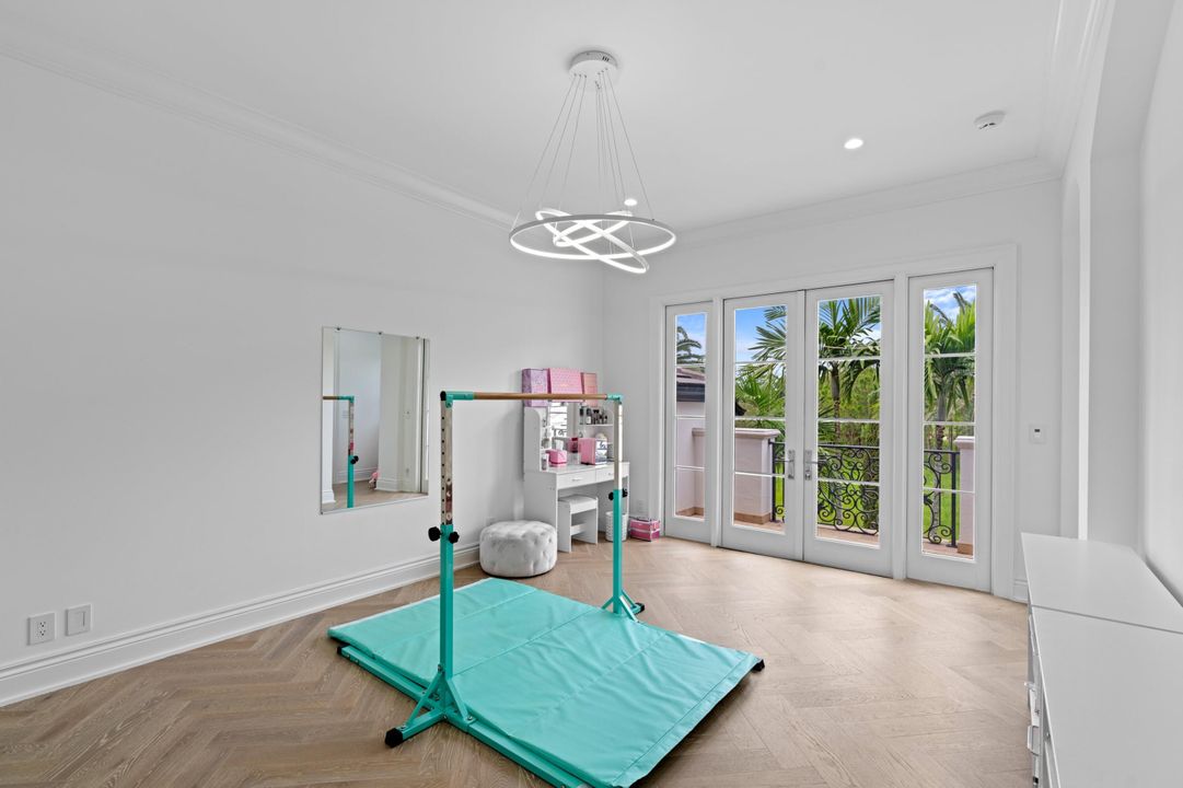 En Venta: $9,200,000 (5 camas, 5 baños, 7421 Pies cuadrados)