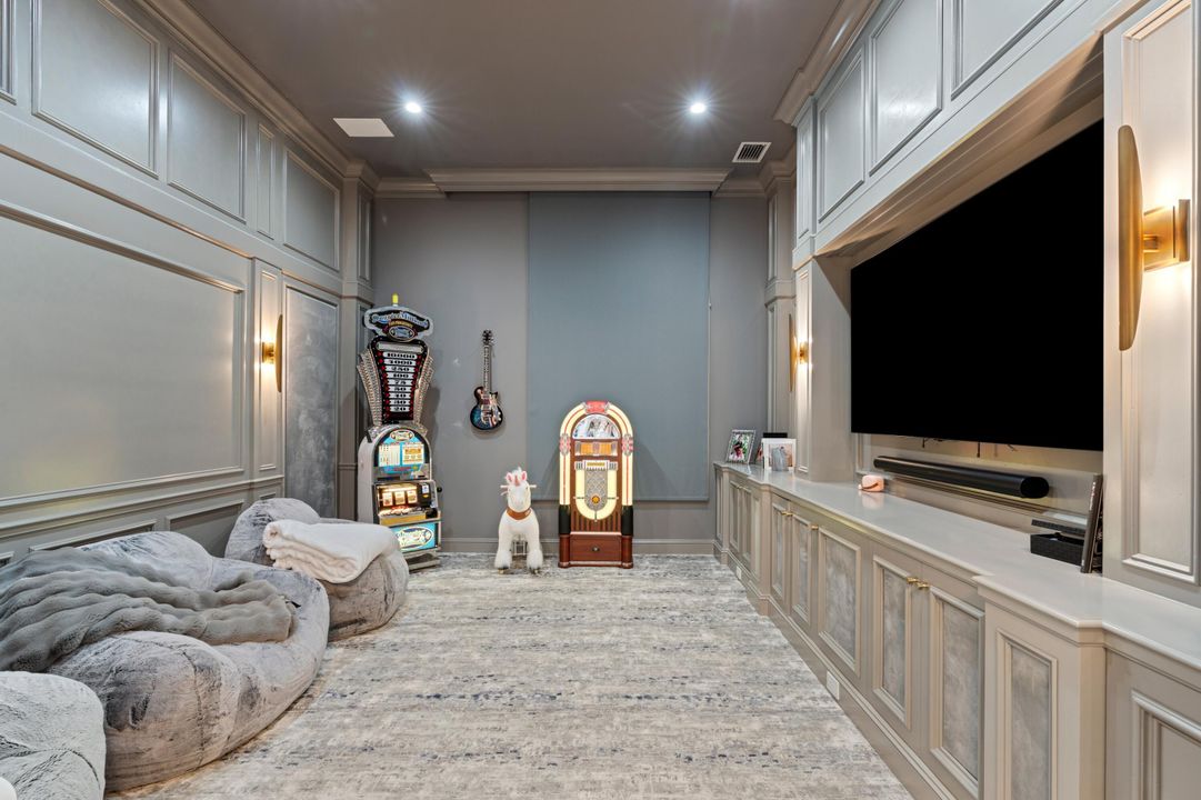 En Venta: $9,200,000 (5 camas, 5 baños, 7421 Pies cuadrados)