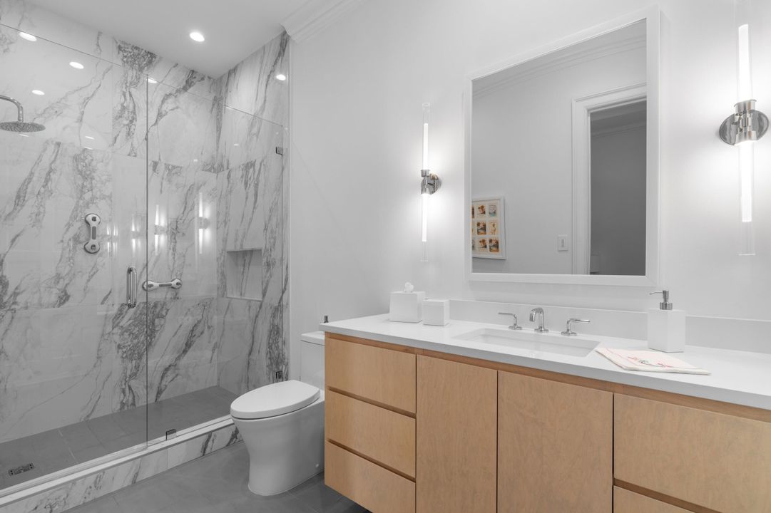 En Venta: $9,200,000 (5 camas, 5 baños, 7421 Pies cuadrados)