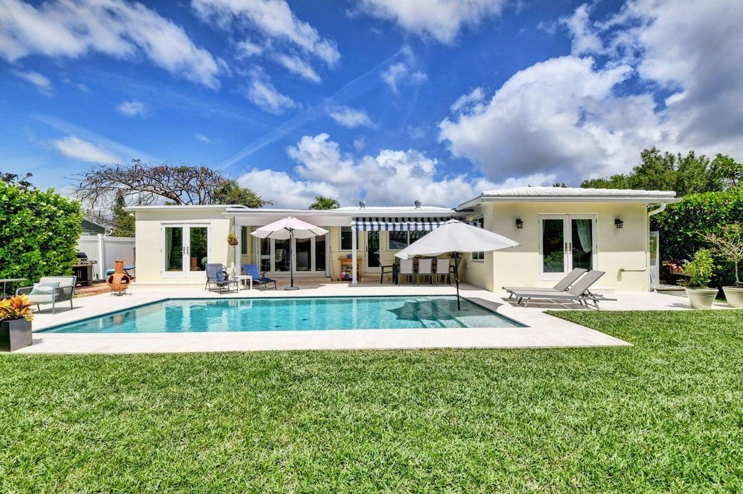 En Venta: $1,625,000 (4 camas, 3 baños, 2191 Pies cuadrados)