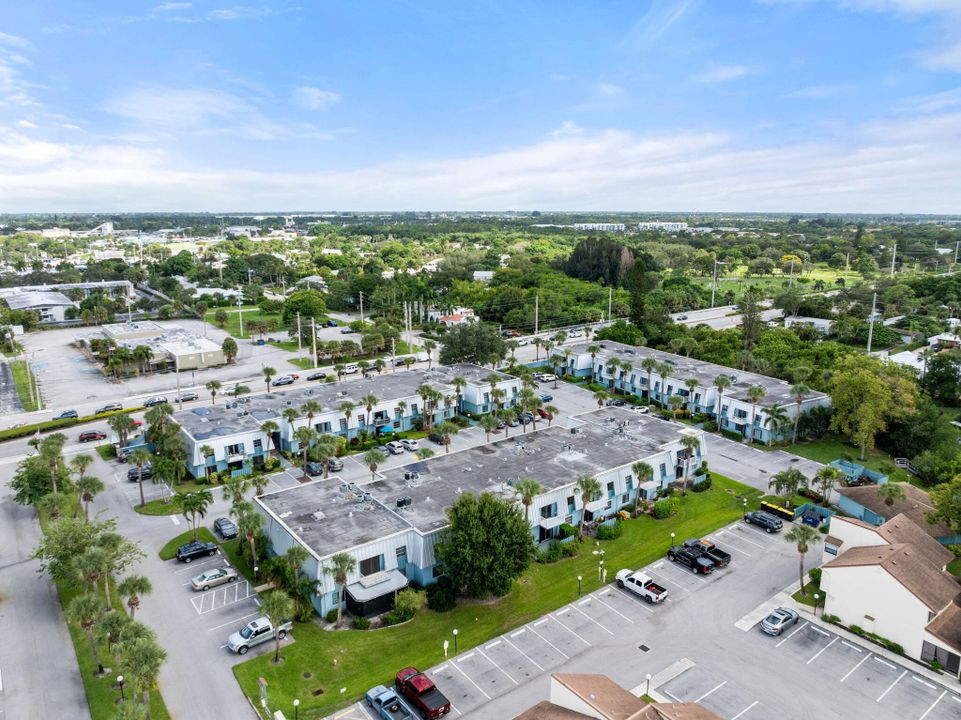 待售: $165,000 (2 贝兹, 2 浴室, 875 平方英尺)