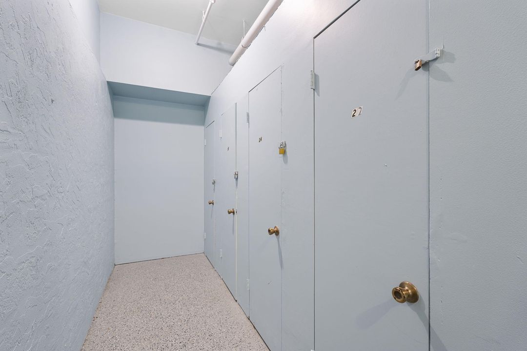 待售: $165,000 (2 贝兹, 2 浴室, 875 平方英尺)