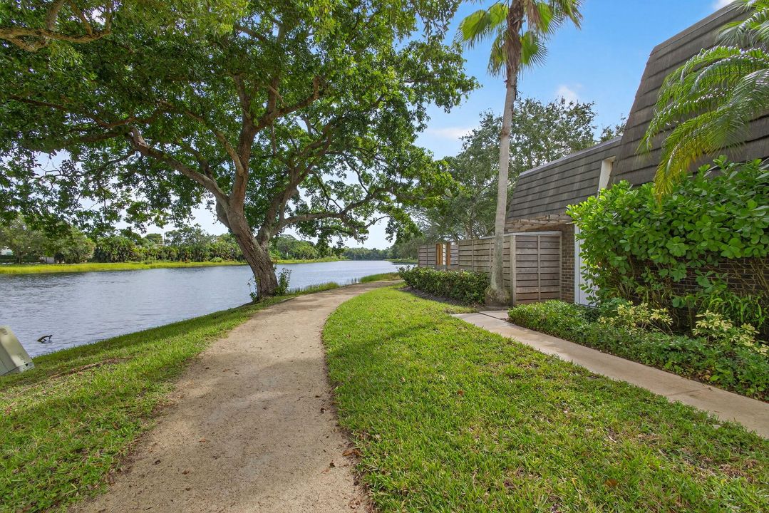 Active With Contract: $445,000 (3 beds, 2 baths, 1488 Square Feet)