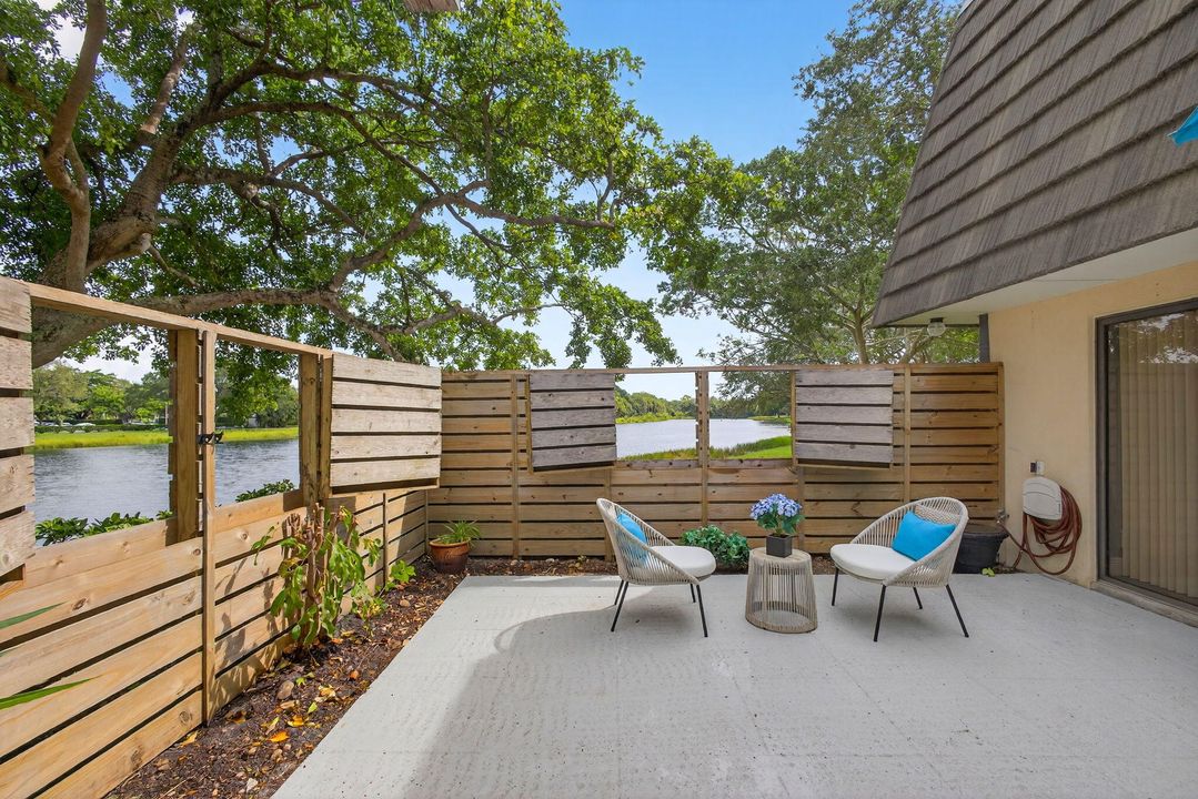 Active With Contract: $445,000 (3 beds, 2 baths, 1488 Square Feet)