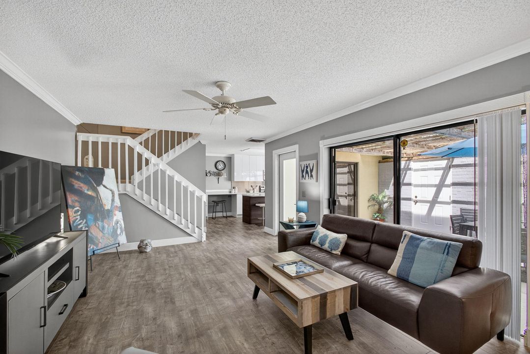 Active With Contract: $445,000 (3 beds, 2 baths, 1488 Square Feet)