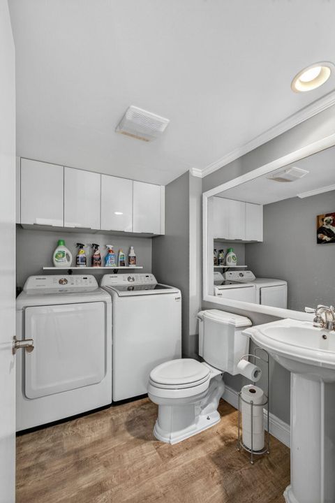 Active With Contract: $445,000 (3 beds, 2 baths, 1488 Square Feet)