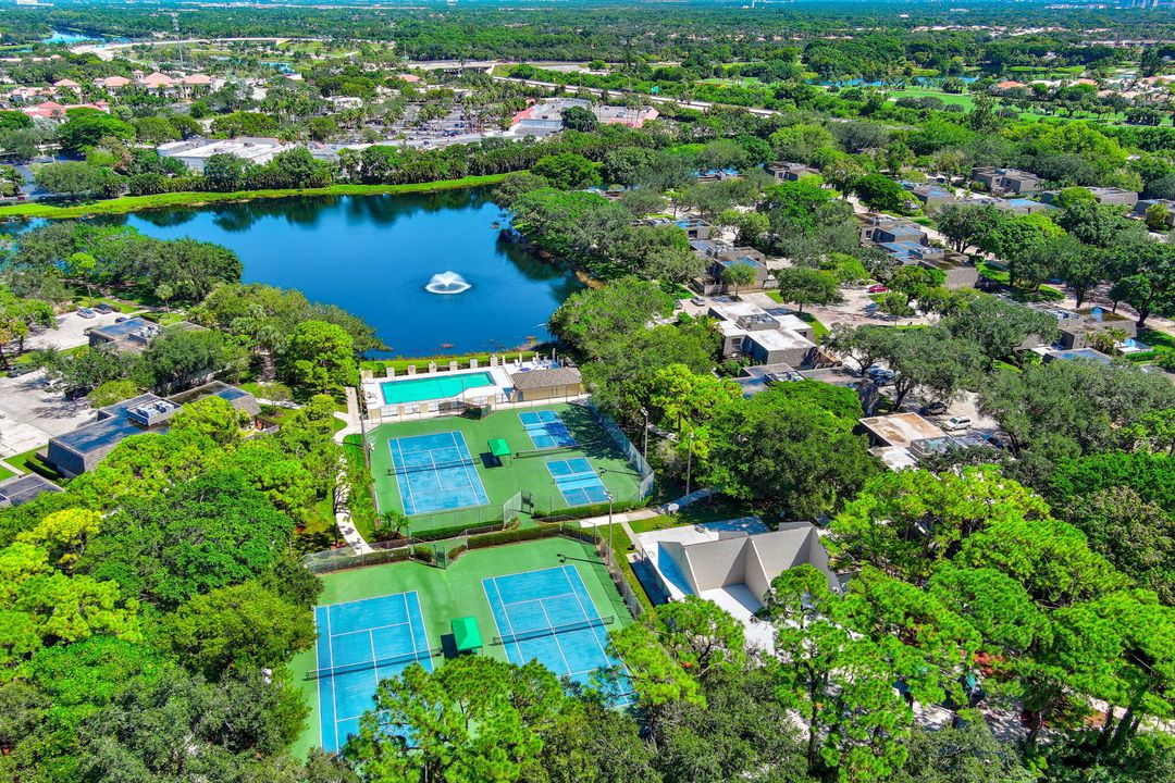 Active With Contract: $445,000 (3 beds, 2 baths, 1488 Square Feet)