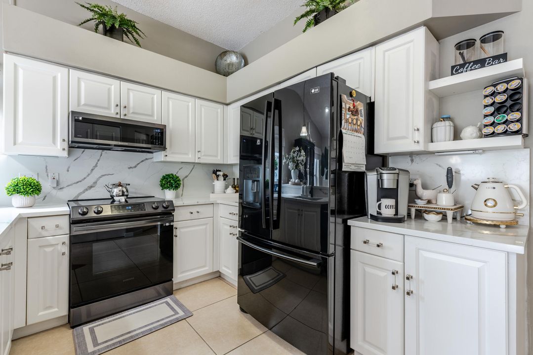 Active With Contract: $6,200 (3 beds, 2 baths, 1678 Square Feet)