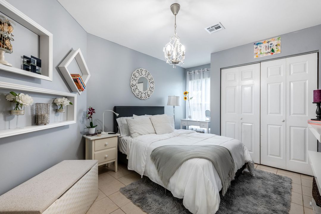 Active With Contract: $6,200 (3 beds, 2 baths, 1678 Square Feet)