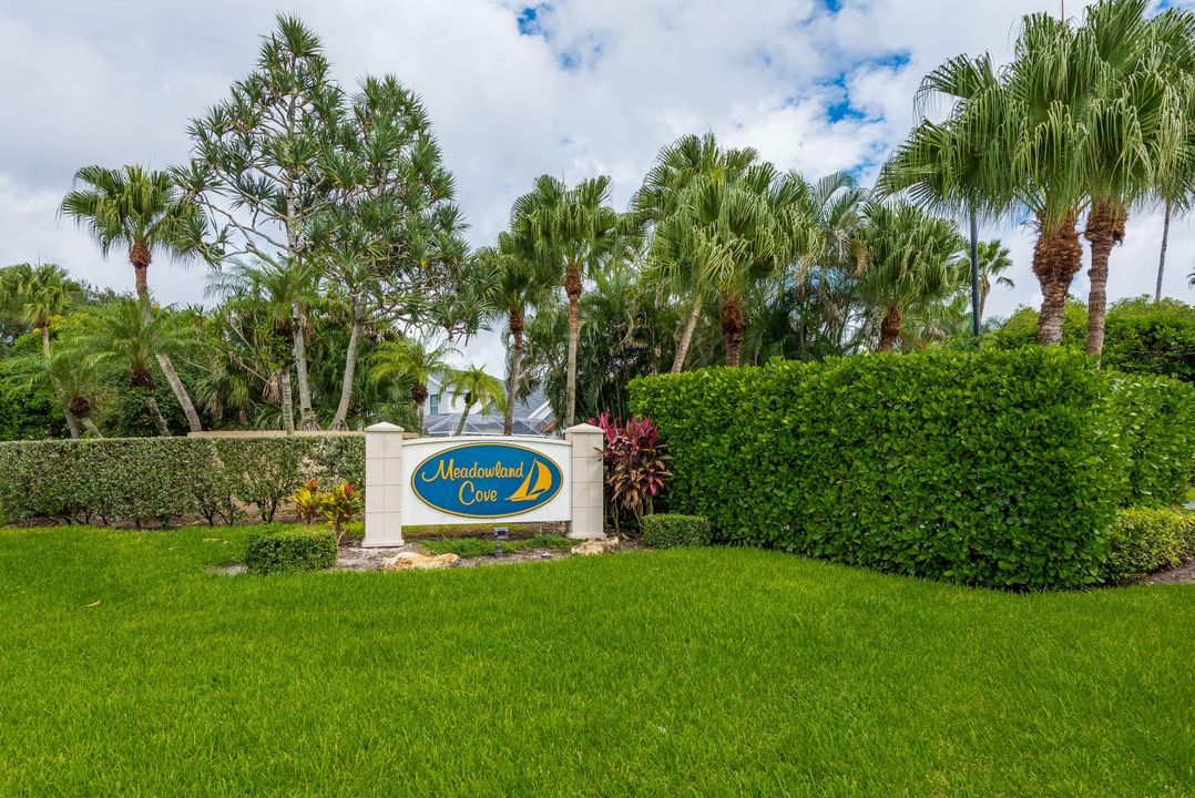 Active With Contract: $6,200 (3 beds, 2 baths, 1678 Square Feet)