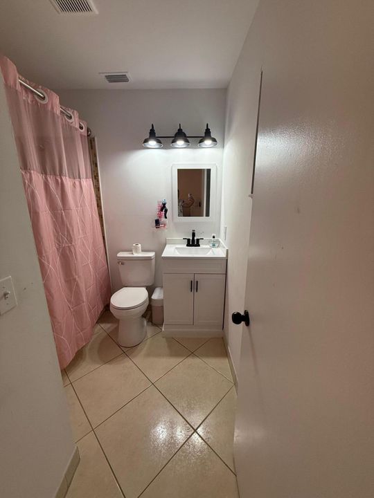 Active With Contract: $3,700 (4 beds, 3 baths, 1416 Square Feet)