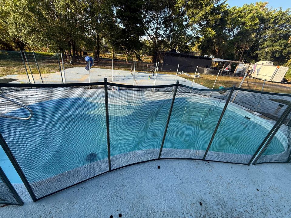 Active With Contract: $3,700 (4 beds, 3 baths, 1416 Square Feet)