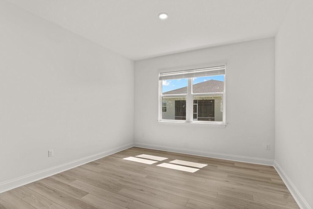 出租: $2,900 (4 贝兹, 3 浴室, 2493 平方英尺)