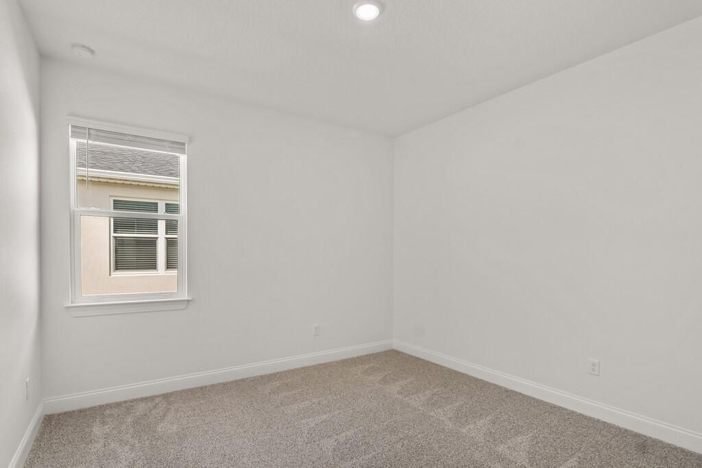 出租: $2,900 (4 贝兹, 3 浴室, 2493 平方英尺)