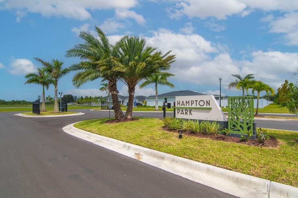 出租: $2,900 (4 贝兹, 3 浴室, 2493 平方英尺)