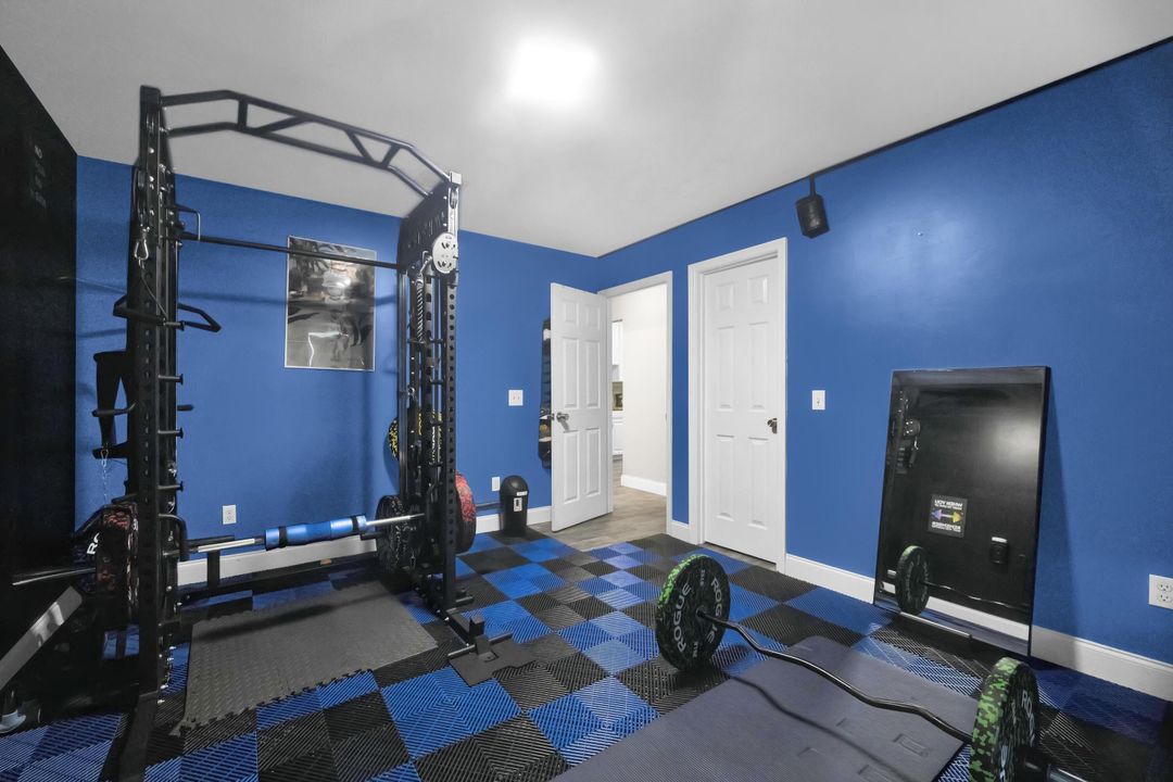 For Sale: $479,998 (3 beds, 2 baths, 1842 Square Feet)