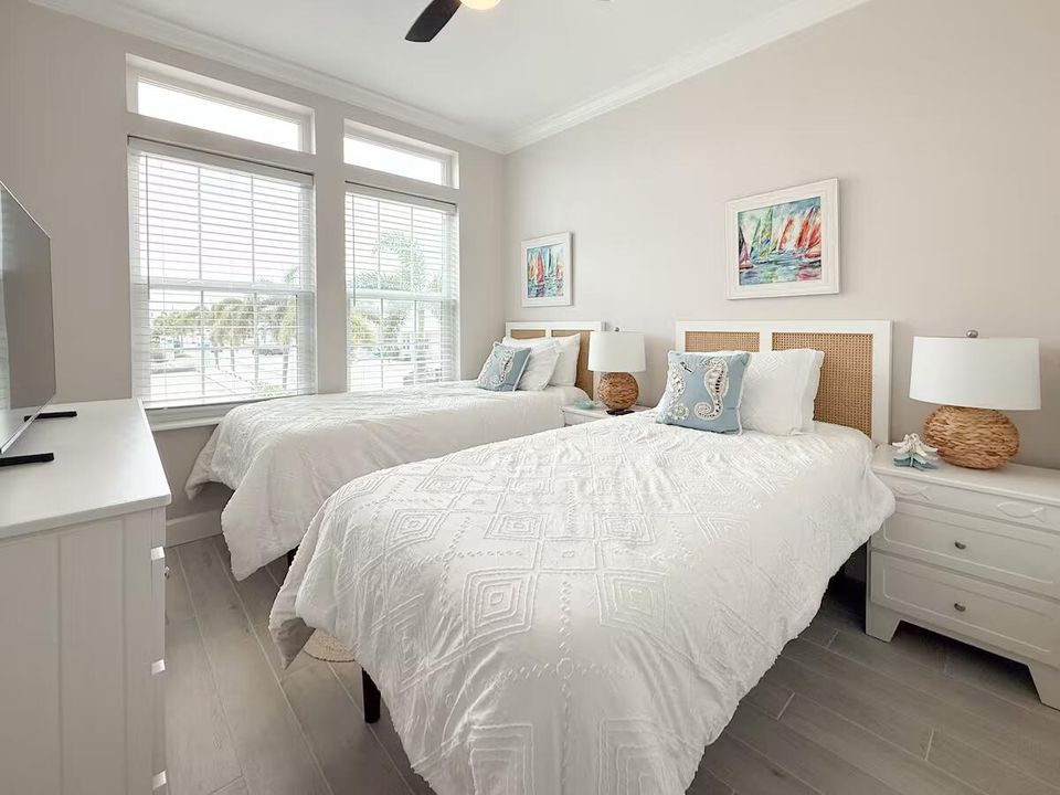 For Rent: $6,000 (2 beds, 2 baths, 1100 Square Feet)