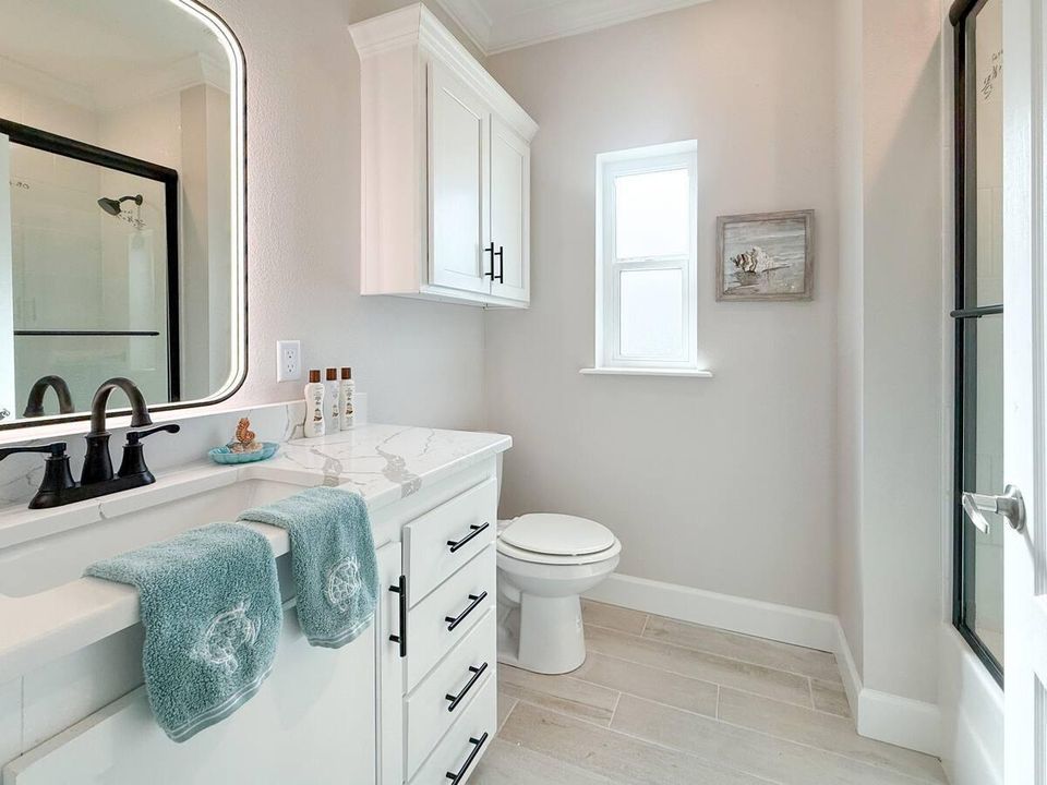 For Rent: $6,000 (2 beds, 2 baths, 1100 Square Feet)