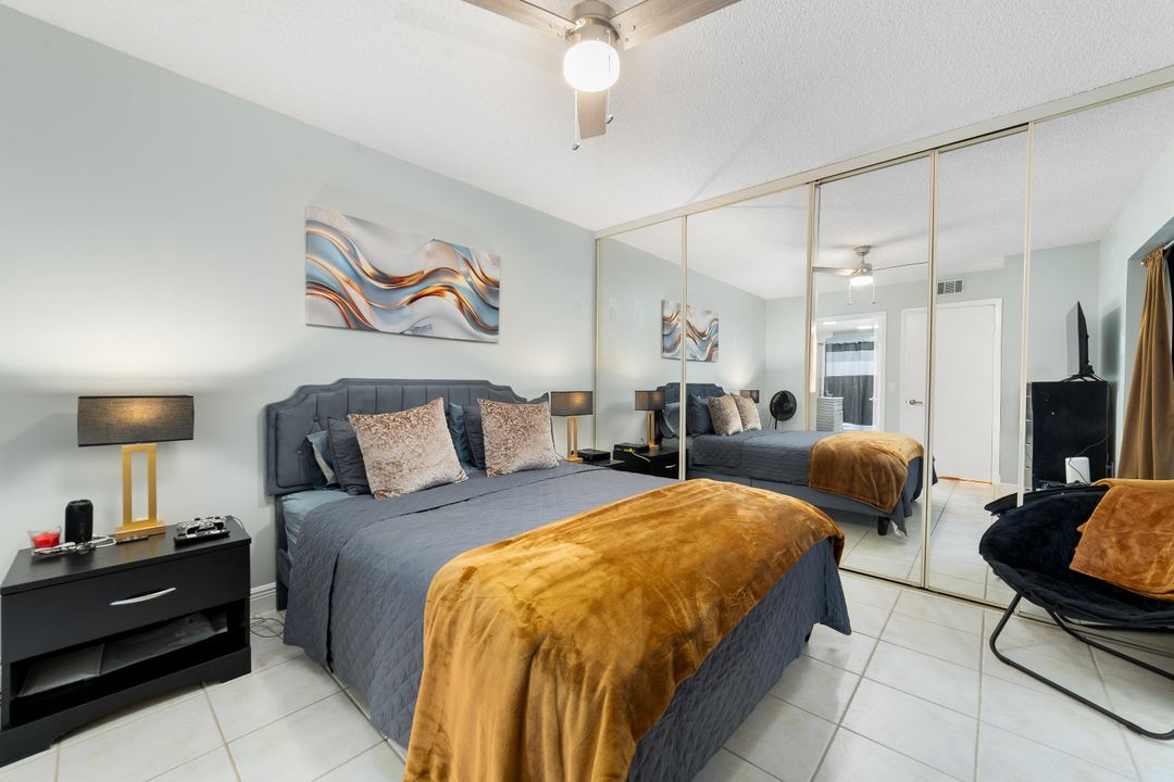 Active With Contract: $319,900 (2 beds, 2 baths, 1264 Square Feet)