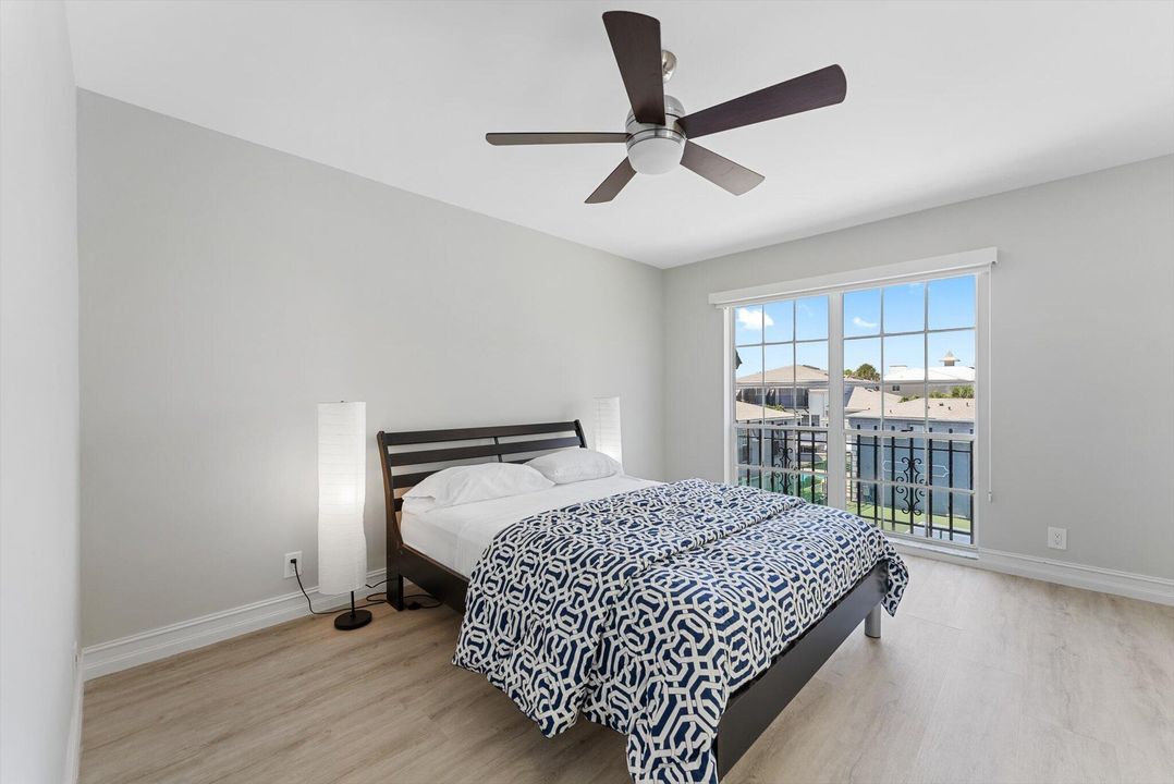 Active With Contract: $5,500 (3 beds, 3 baths, 2332 Square Feet)