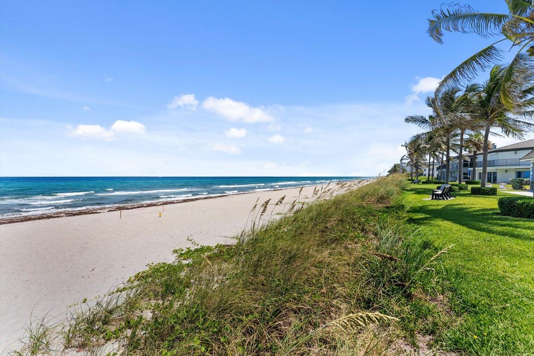 Active With Contract: $5,500 (3 beds, 3 baths, 2332 Square Feet)