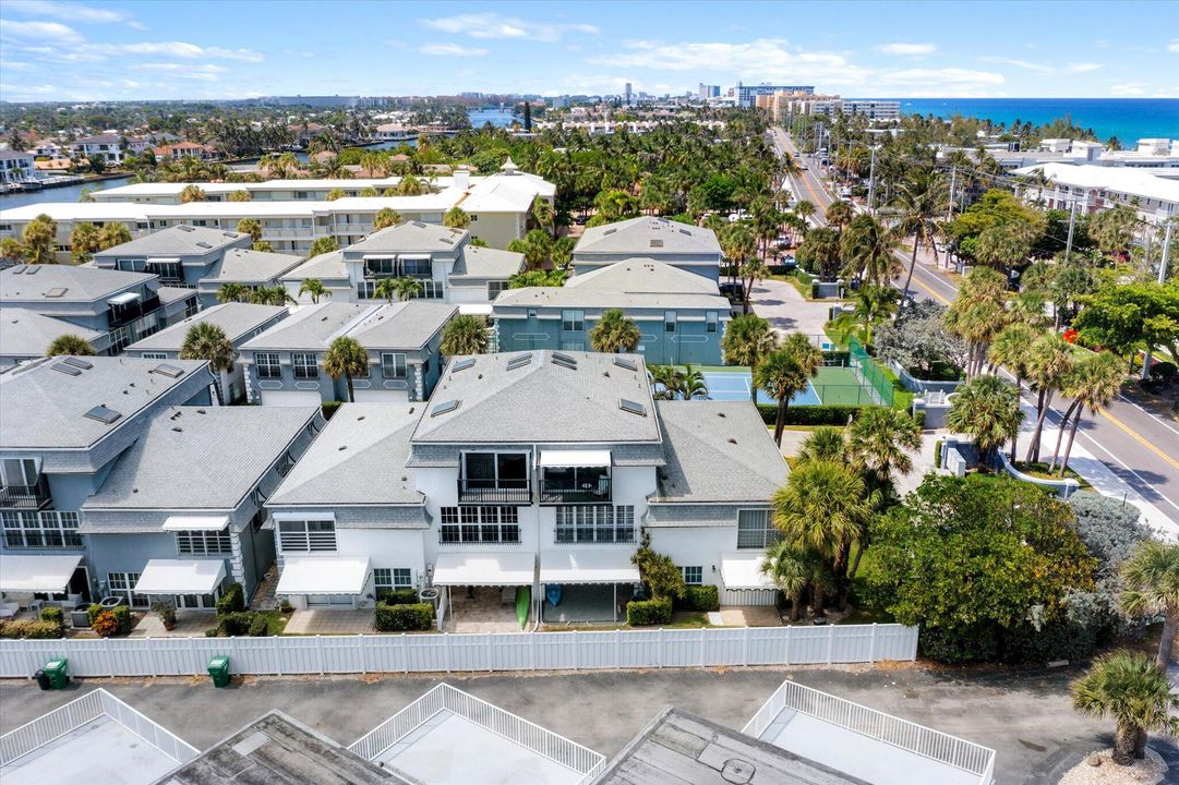 Active With Contract: $5,500 (3 beds, 3 baths, 2332 Square Feet)