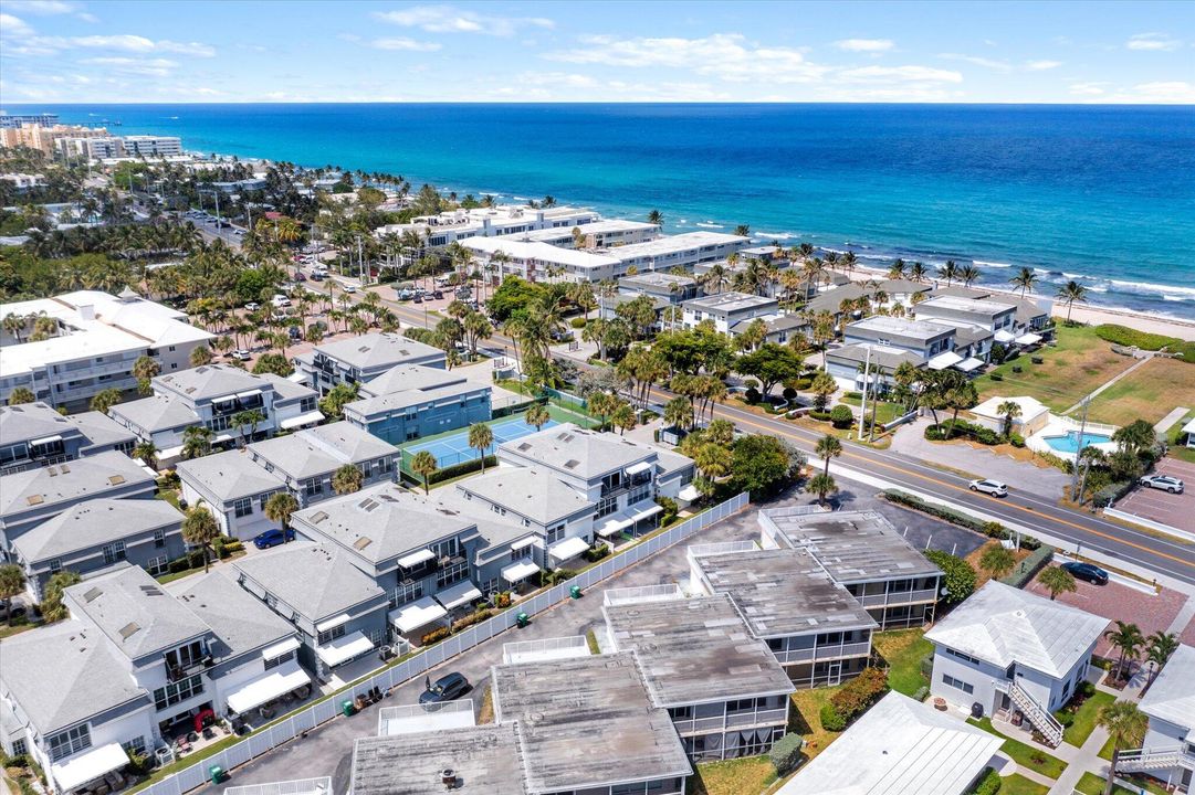 Active With Contract: $5,500 (3 beds, 3 baths, 2332 Square Feet)