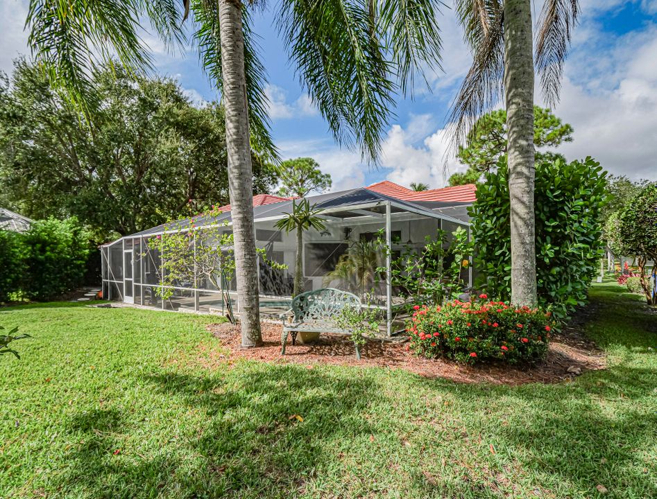 Под контрактом: $650,000 (3 спален, 2 ванн, 2221 Квадратных фут)