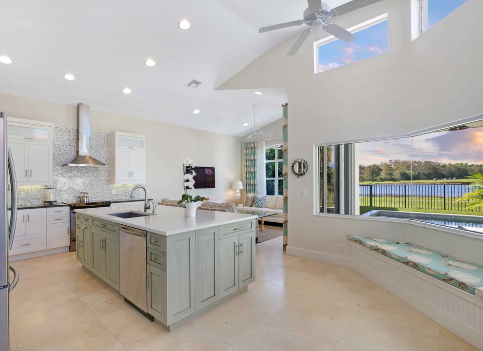 Active With Contract: $15,000 (3 beds, 3 baths, 2172 Square Feet)