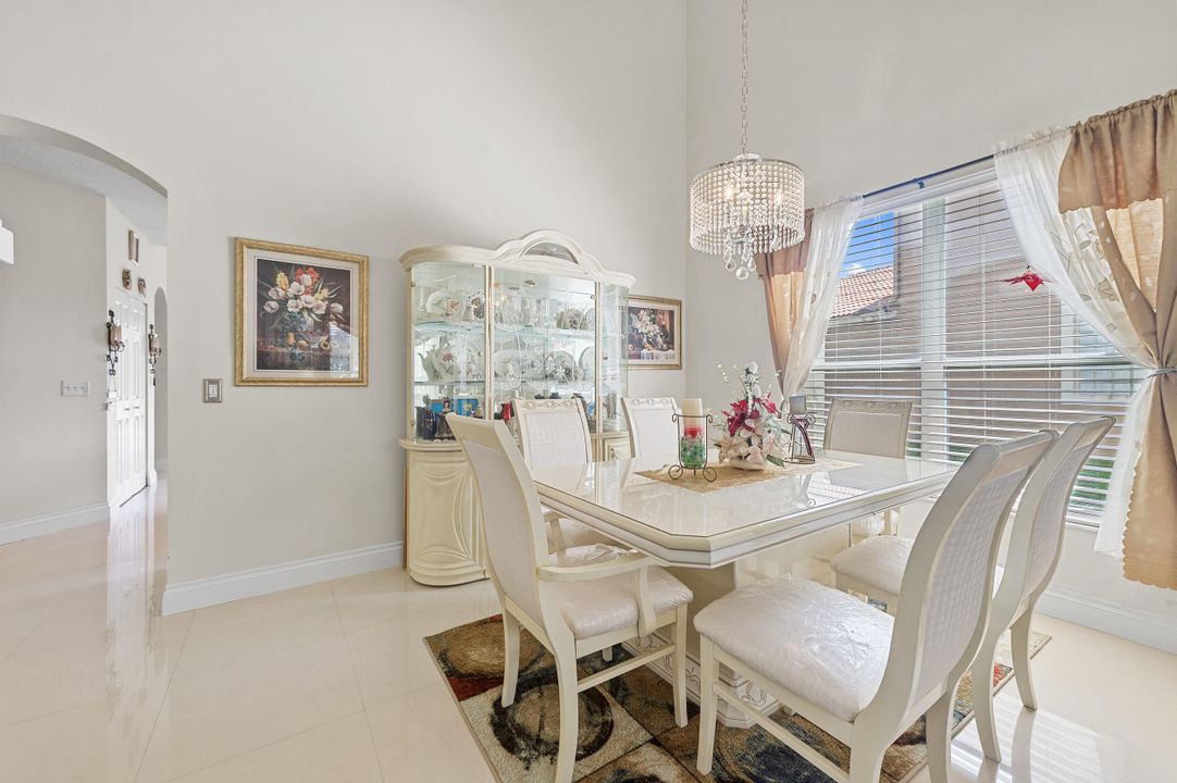 На продажу: $995,000 (4 спален, 3 ванн, 2675 Квадратных фут)