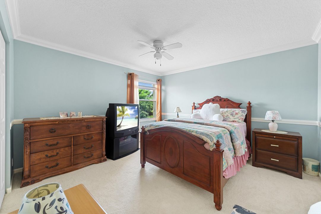 На продажу: $995,000 (4 спален, 3 ванн, 2675 Квадратных фут)