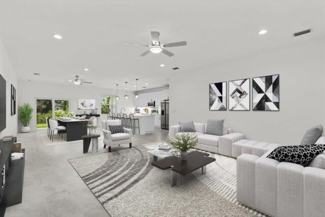 На продажу: $396,000 (4 спален, 2 ванн, 1950 Квадратных фут)