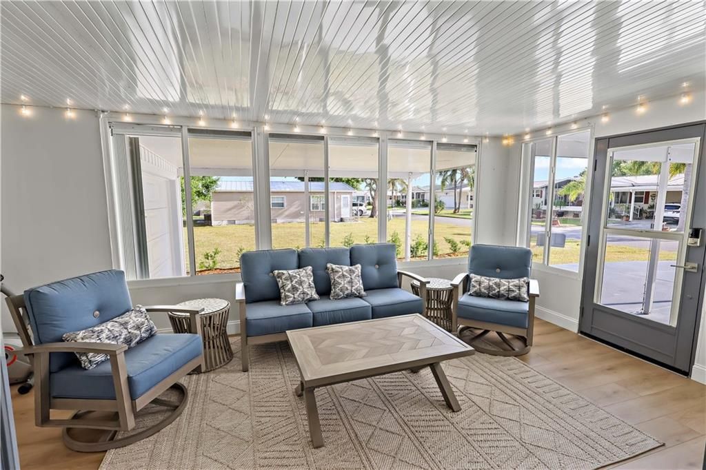 Activo con contrato: $300,000 (2 camas, 2 baños, 1609 Pies cuadrados)