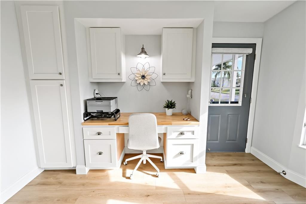 Activo con contrato: $300,000 (2 camas, 2 baños, 1609 Pies cuadrados)