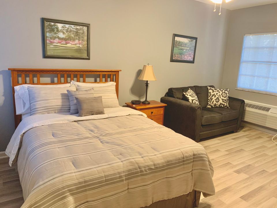 For Sale: $290,000 (2 beds, 2 baths, 1312 Square Feet)