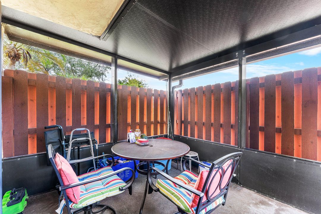 Activo con contrato: $209,000 (2 camas, 2 baños, 1026 Pies cuadrados)