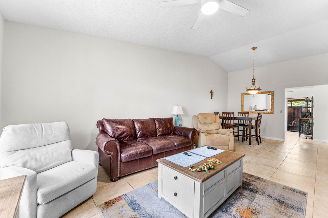 Activo con contrato: $209,000 (2 camas, 2 baños, 1026 Pies cuadrados)