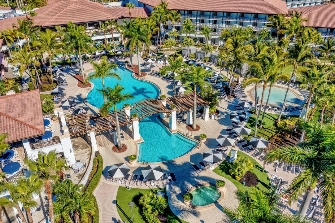 Active With Contract: $419,900 (2 beds, 2 baths, 1135 Square Feet)