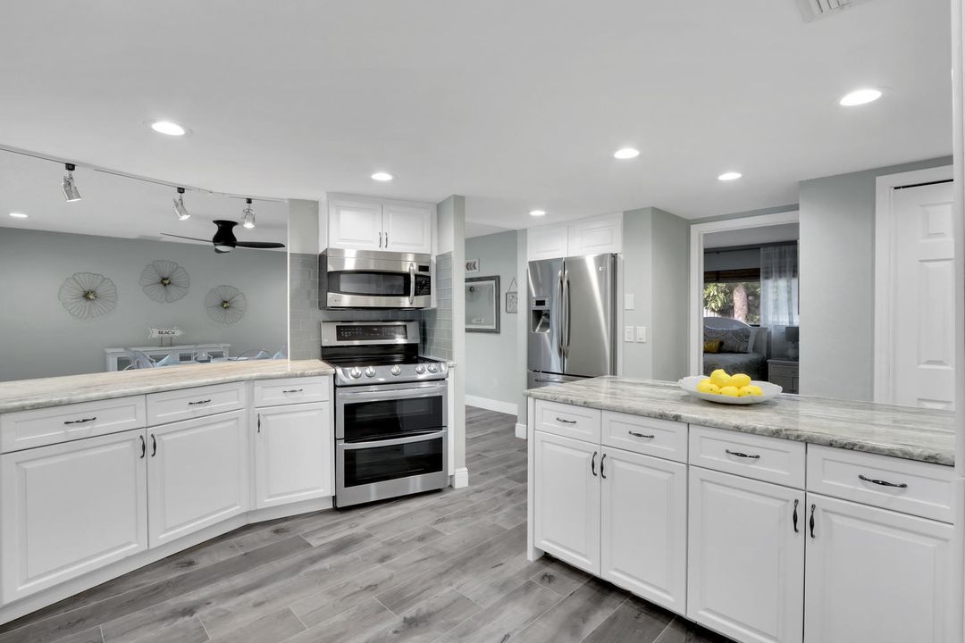 En Renta: $17,000 (5 camas, 3 baños, 2611 Pies cuadrados)