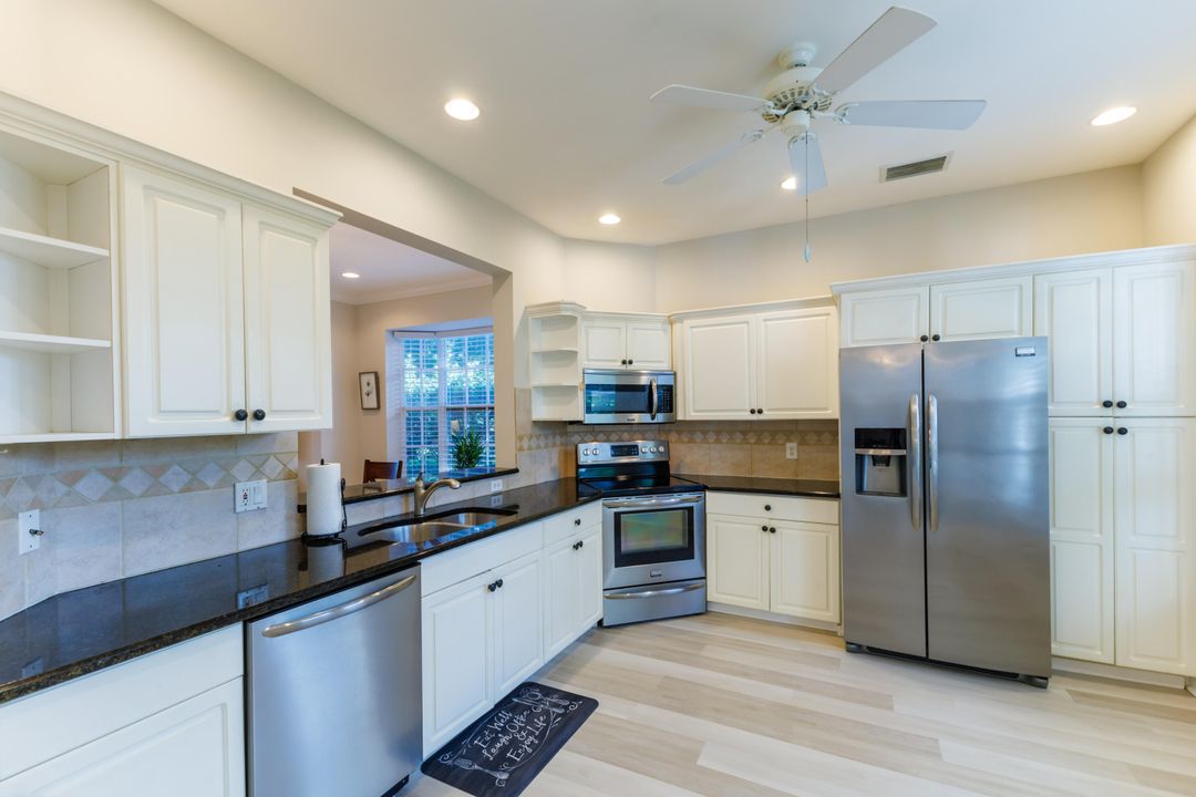 For Sale: $485,000 (4 beds, 4 baths, 2198 Square Feet)