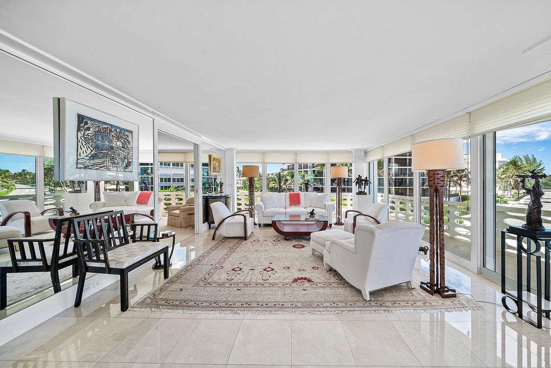 Active With Contract: $6,995,000 (3 beds, 2 baths, 2041 Square Feet)