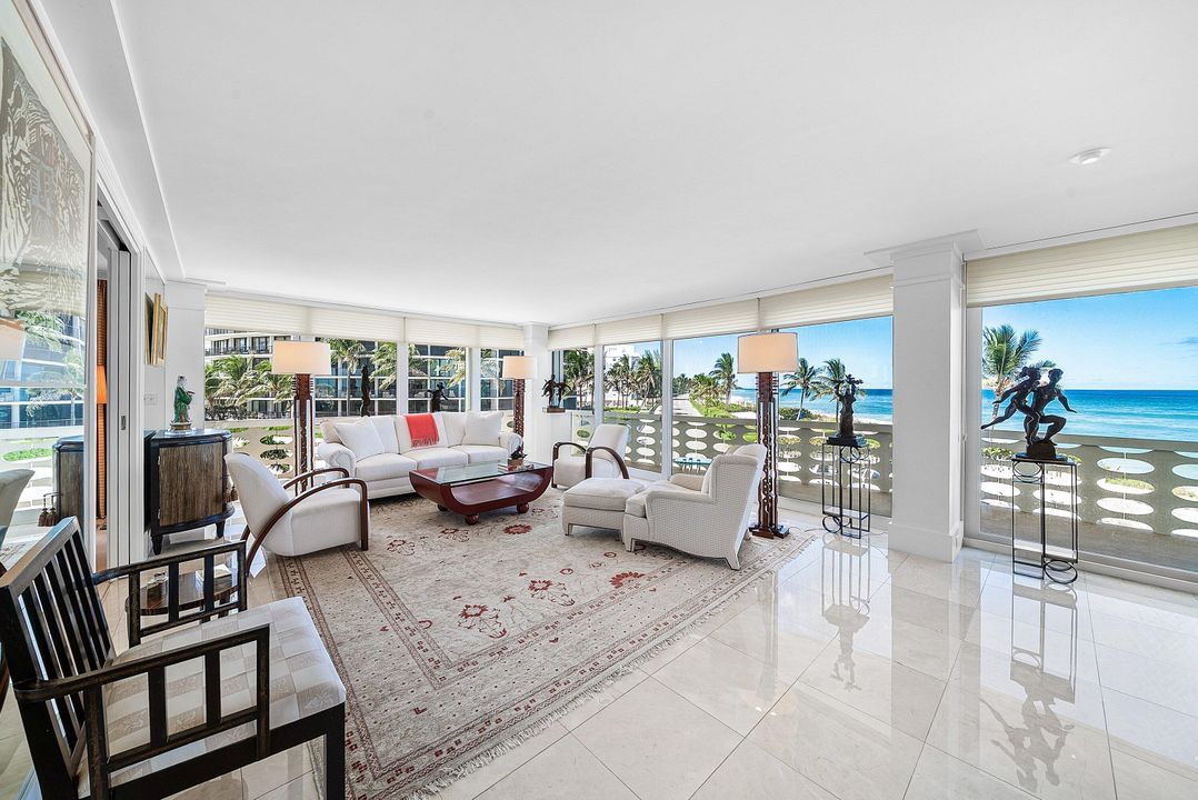 Active With Contract: $6,995,000 (3 beds, 2 baths, 2041 Square Feet)