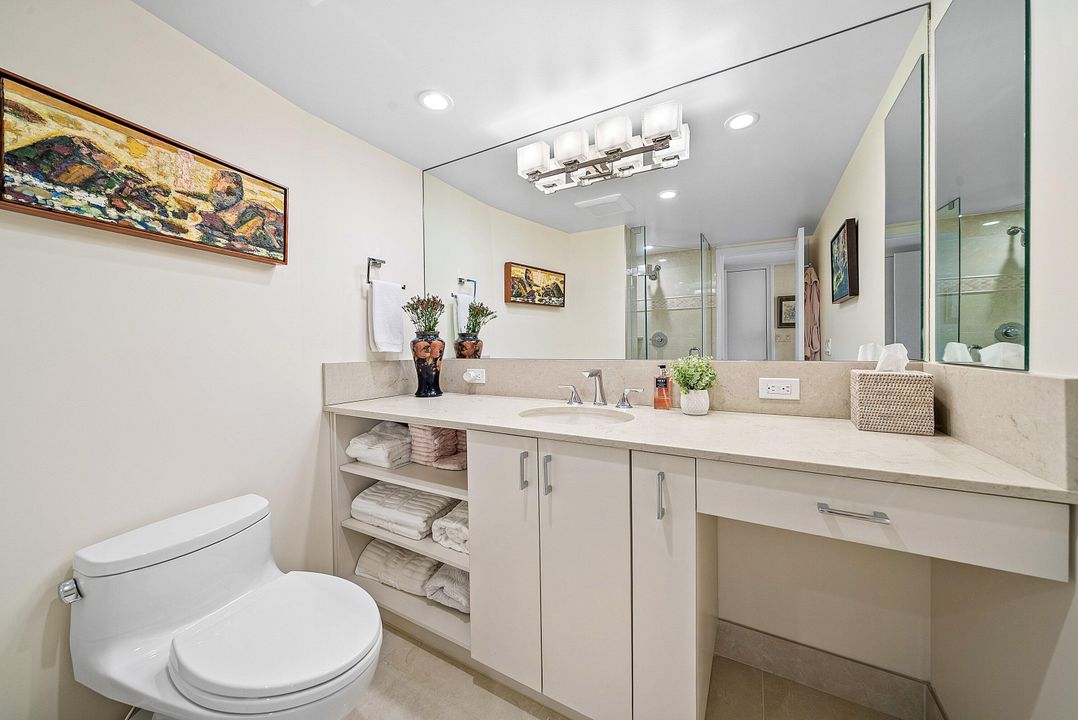 Active With Contract: $6,995,000 (3 beds, 2 baths, 2041 Square Feet)