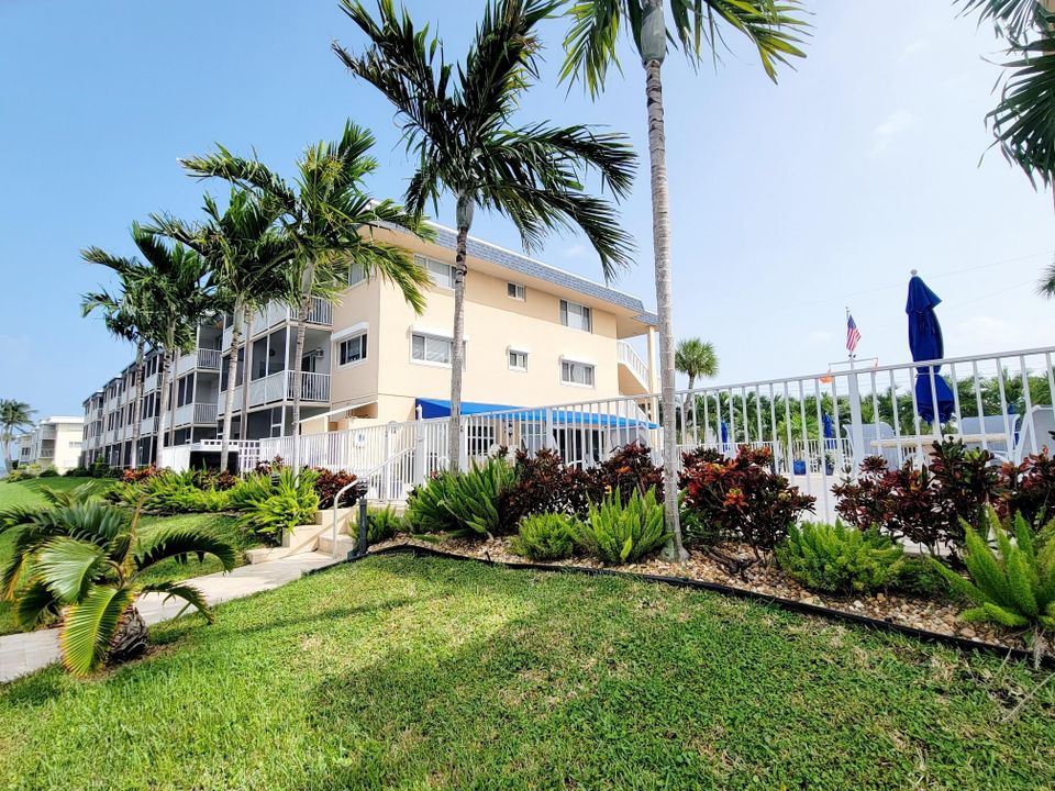 待售: $183,000 (1 贝兹, 1 浴室, 640 平方英尺)