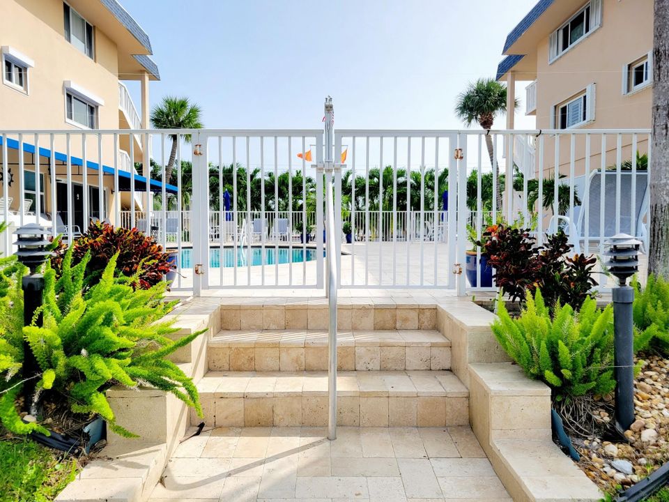 待售: $183,000 (1 贝兹, 1 浴室, 640 平方英尺)