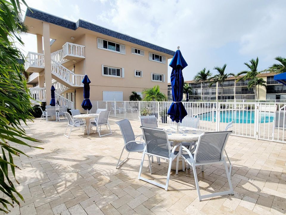 待售: $183,000 (1 贝兹, 1 浴室, 640 平方英尺)