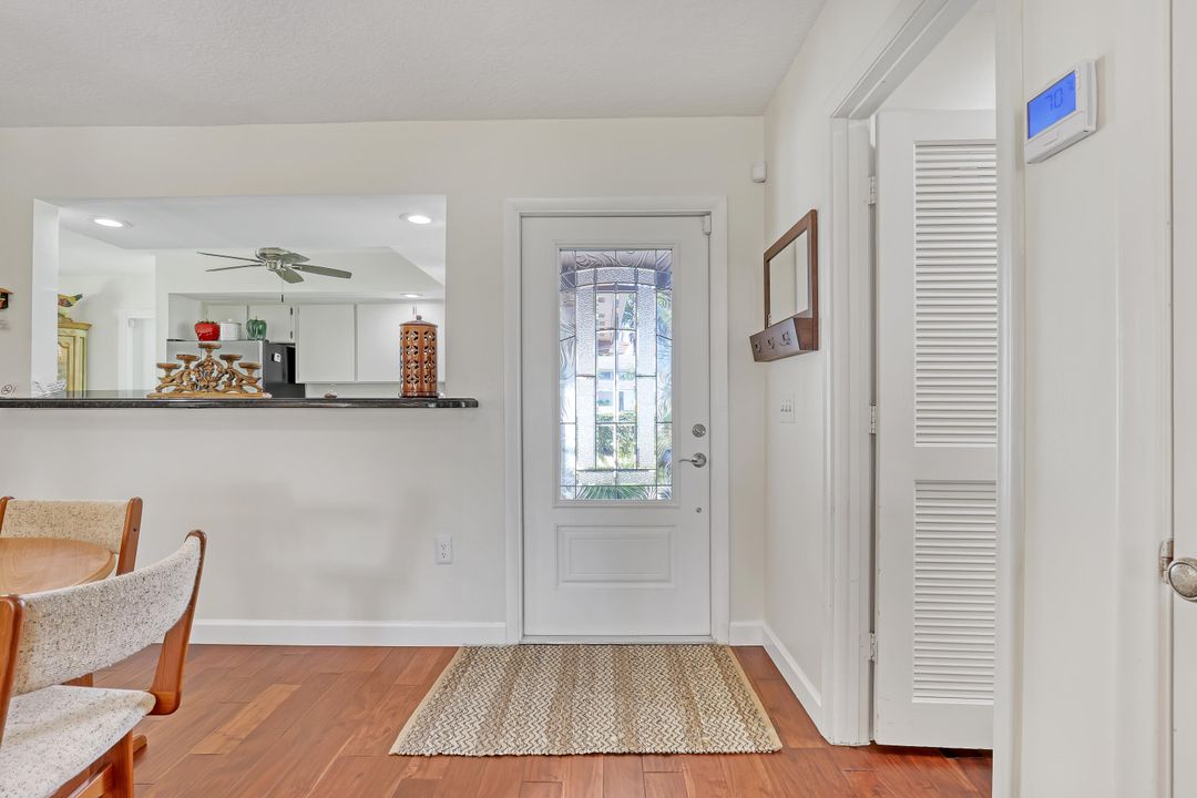 Activo con contrato: $6,500 (2 camas, 2 baños, 1593 Pies cuadrados)