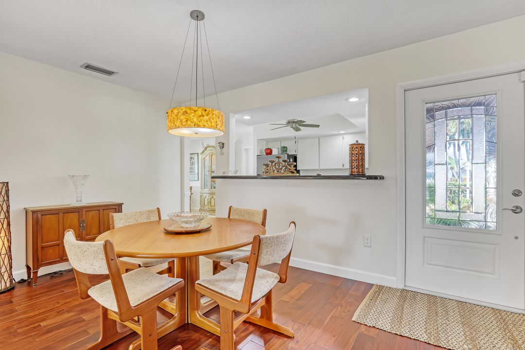 Activo con contrato: $6,500 (2 camas, 2 baños, 1593 Pies cuadrados)