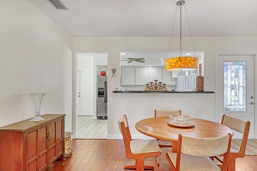 Activo con contrato: $6,500 (2 camas, 2 baños, 1593 Pies cuadrados)